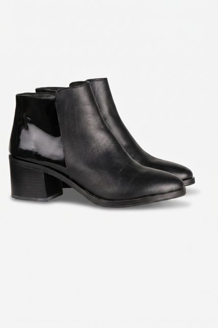 Botas