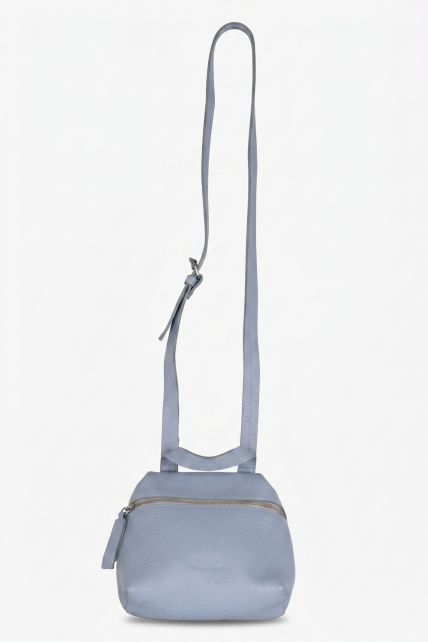 Cartera chica de cuero