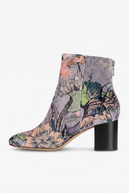 Botas - Second Image