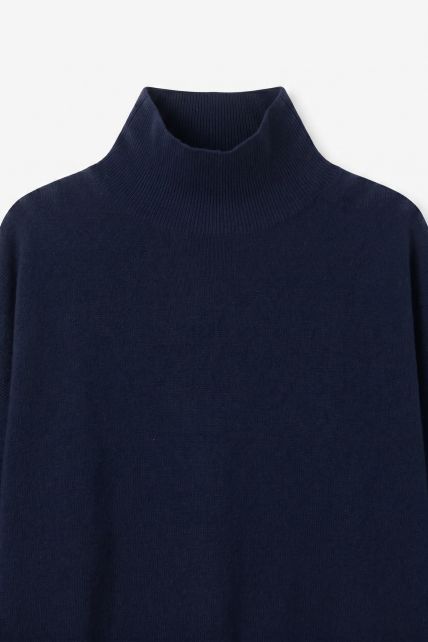 Sweater - Second Image
